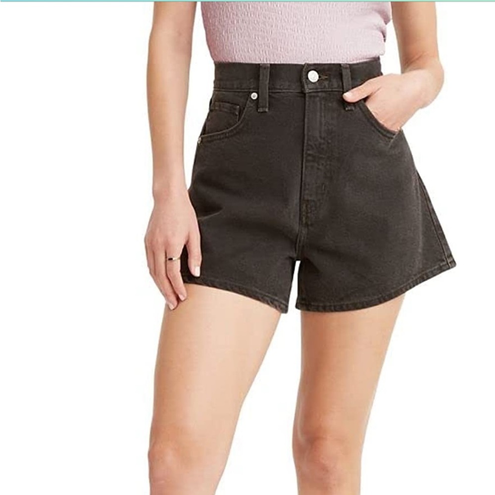 Levi’s High-Waisted Mom Shorts